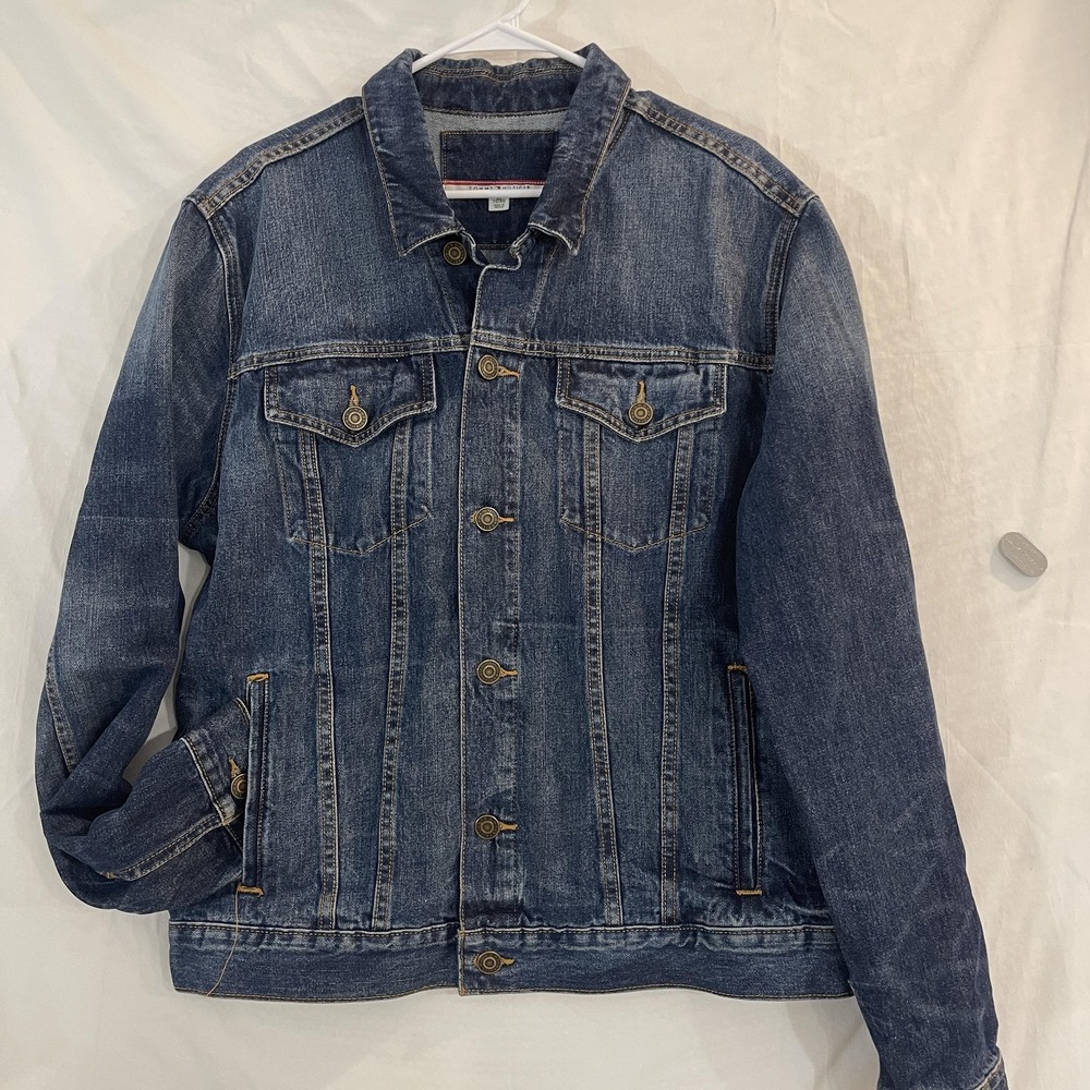 Tommy Hilfiger Denim Jacket Mens XL Blue Trucker 100% Cotton Button Front Washed